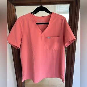 Figs Women’s Catarina Scrub Top in Coral